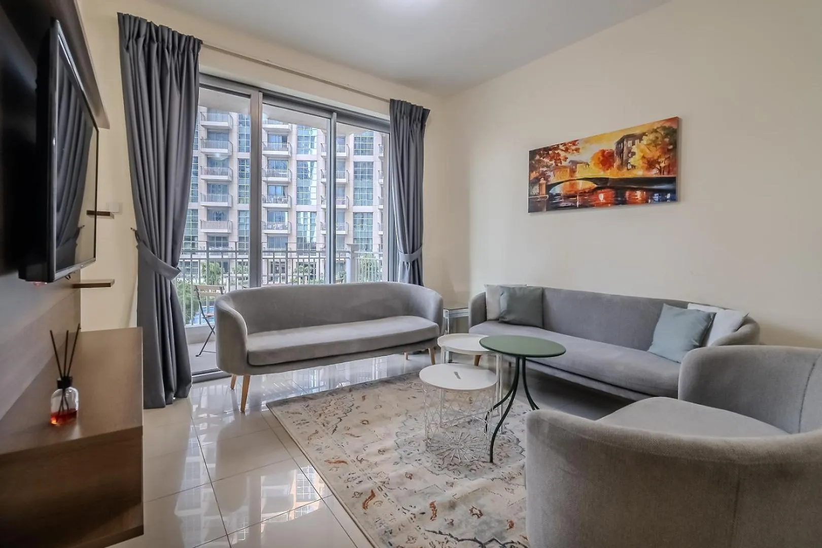 Spacious 1Bdr Apartment Downtown I Standpoint Tower Dubai